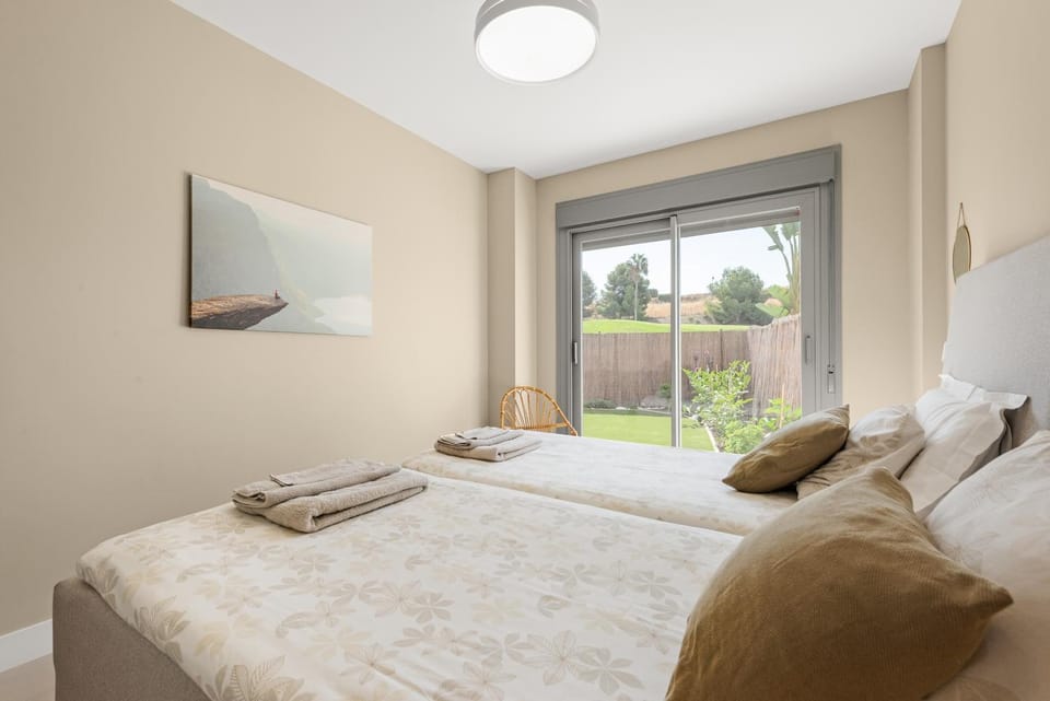 Living room, Bedroom