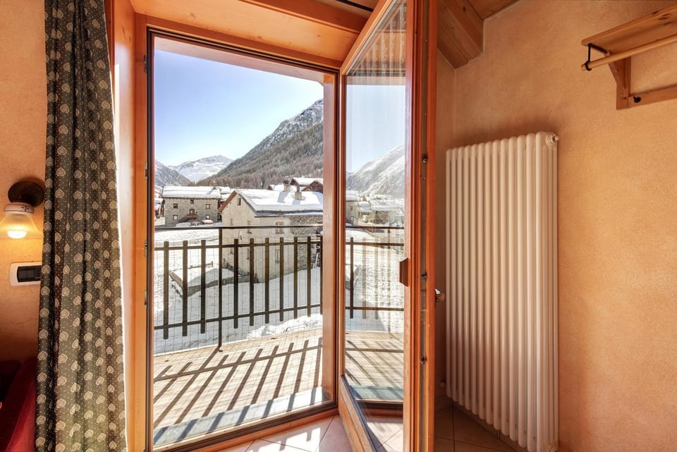 Baita Bruno - App Simone Apartment in Canton of Grisons