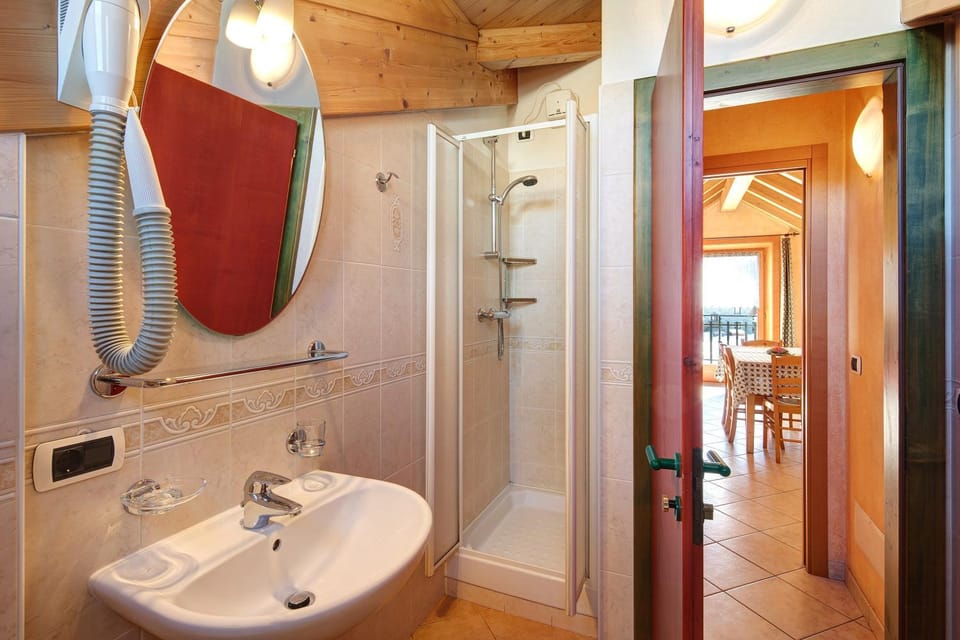 Bathroom, Living room