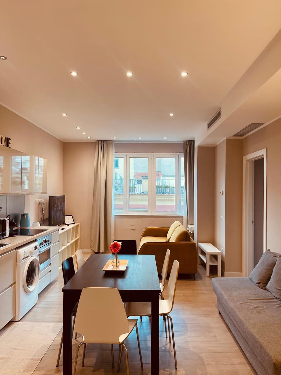TV and multimedia, Kitchen or kitchenette, Living room, Seating area, Dining area, dishwasher, heating, oven, washing machine, air conditioner