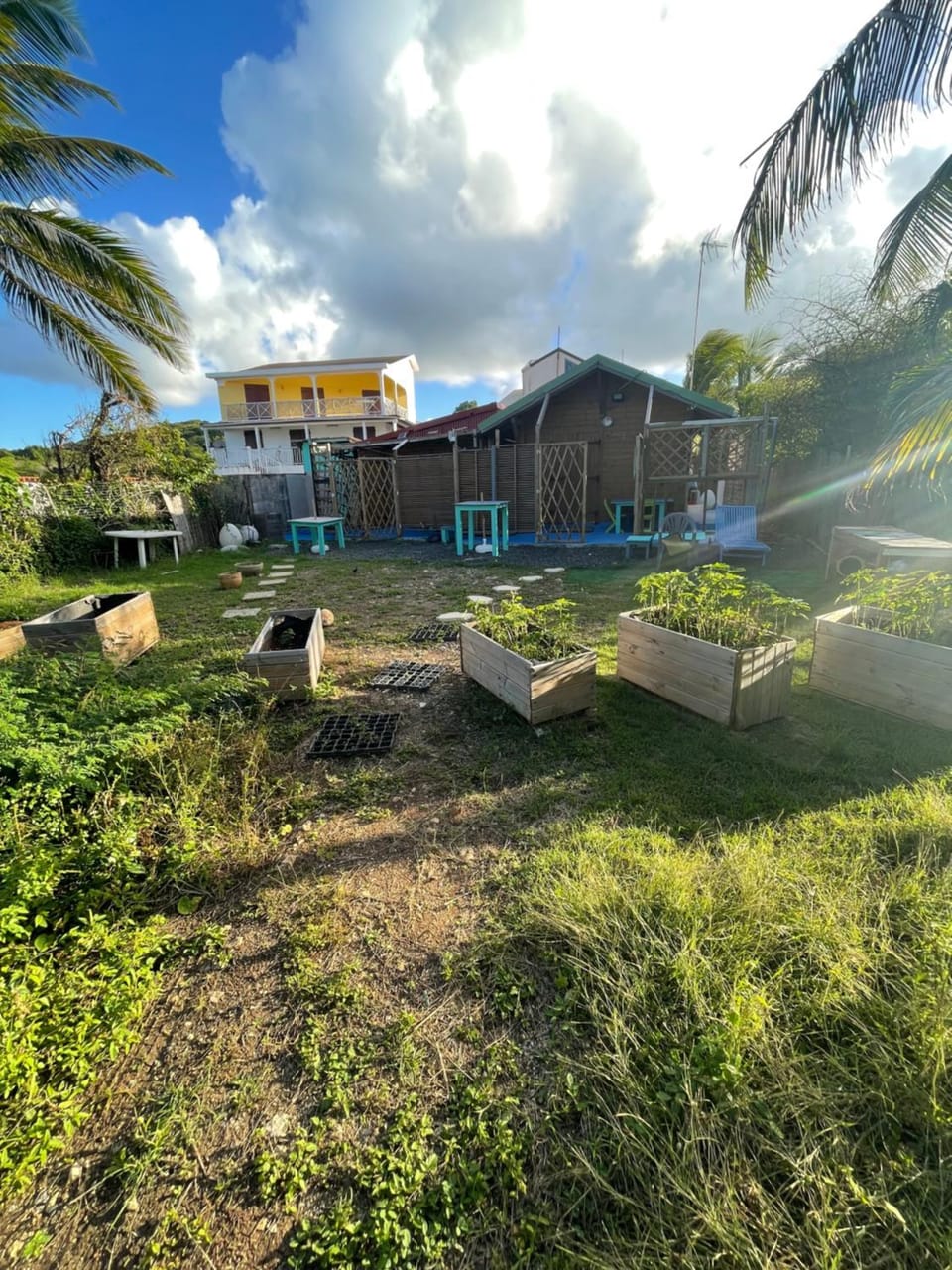 2 Bungalows au bord de la plage de montal a moule loués individuellement ou ensemble Apartment in Grande-Terre, Guadeloupe