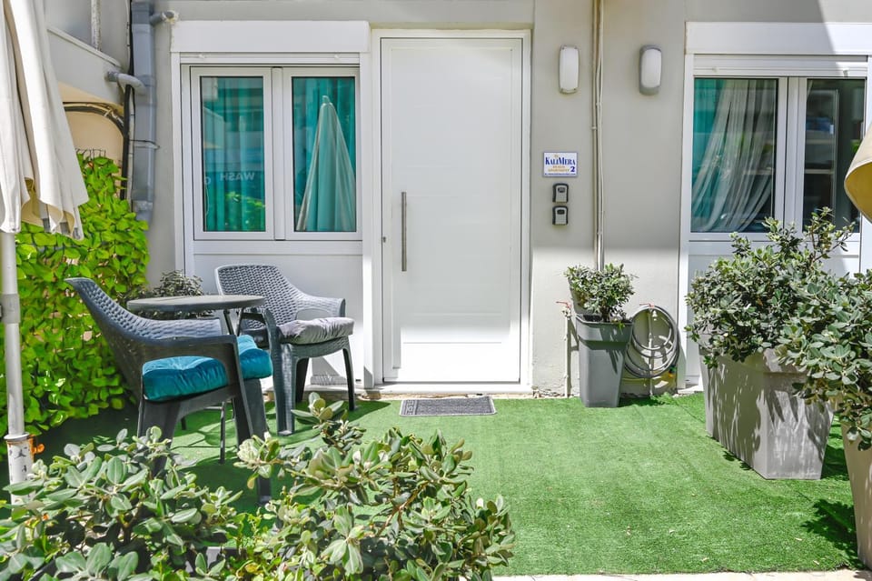 Property building, Balcony/Terrace