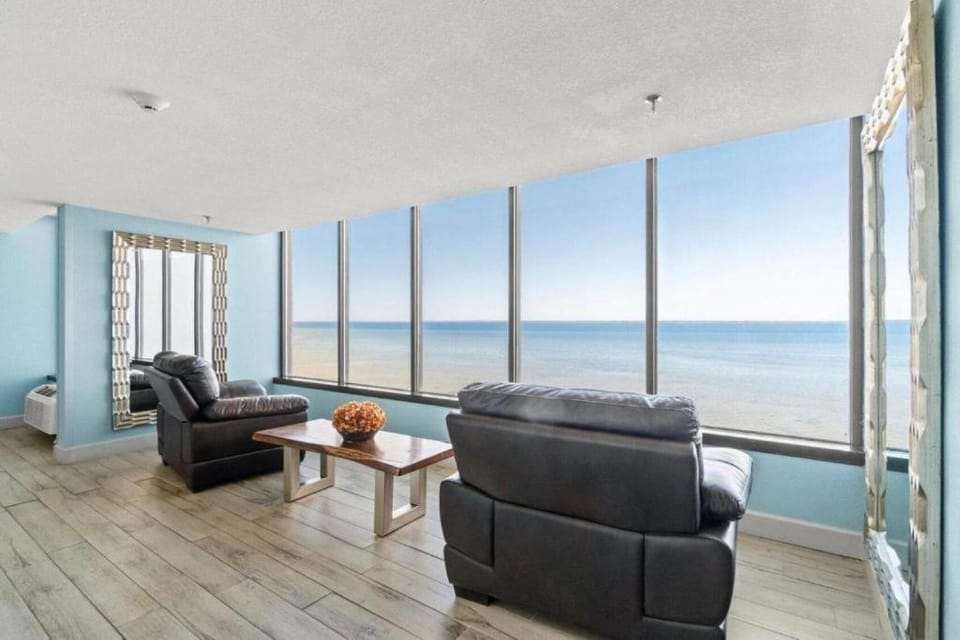 Seating area, Sea view