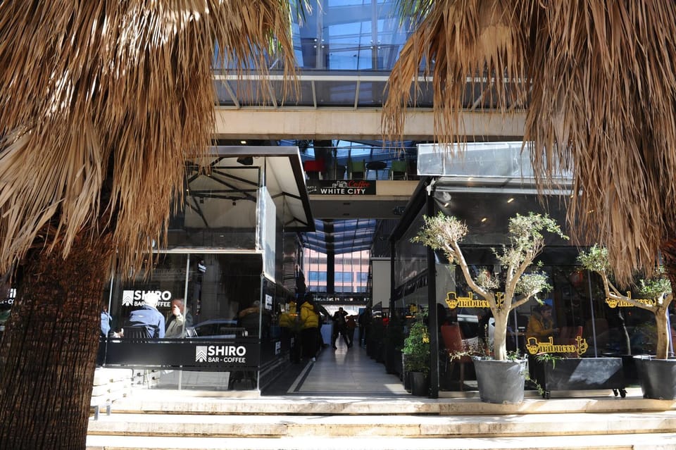 Facade/entrance, On-site shops, Supermarket/grocery shop, Shopping Area