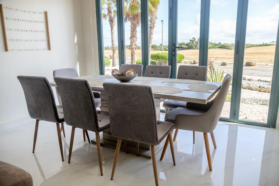 Spectacular apartment in tierra del sol golf course Apartment in Noord