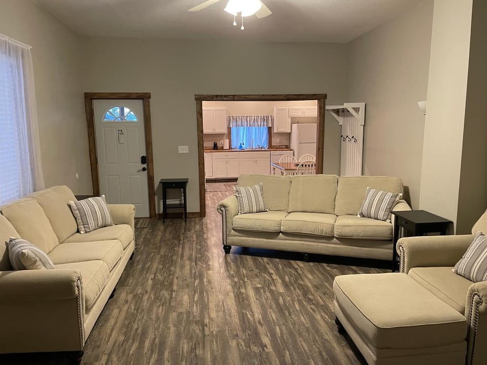 Living room, Seating area, fireplace