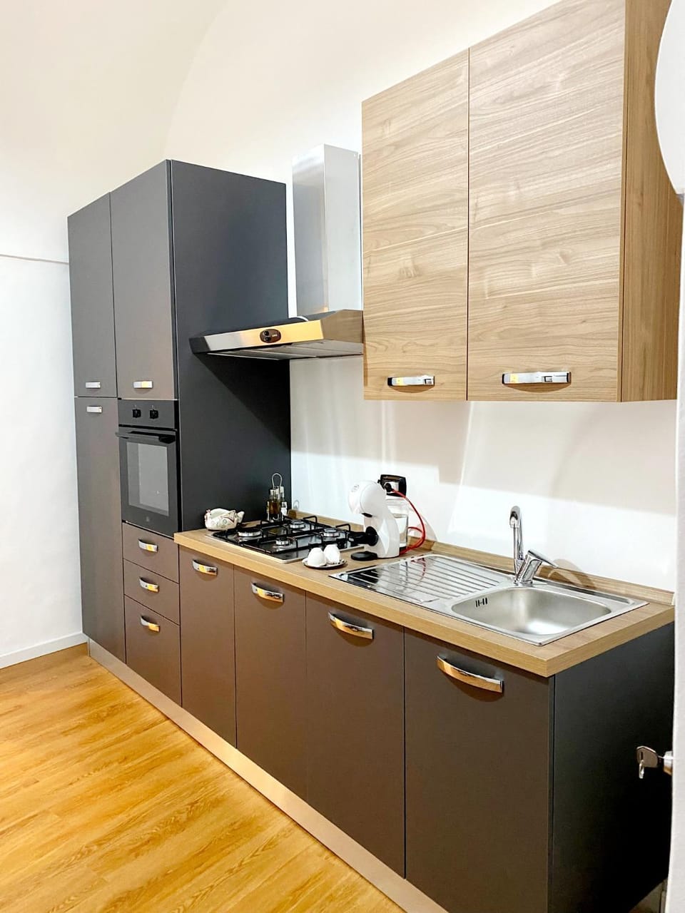 Kitchen or kitchenette, pet friendly, stove
