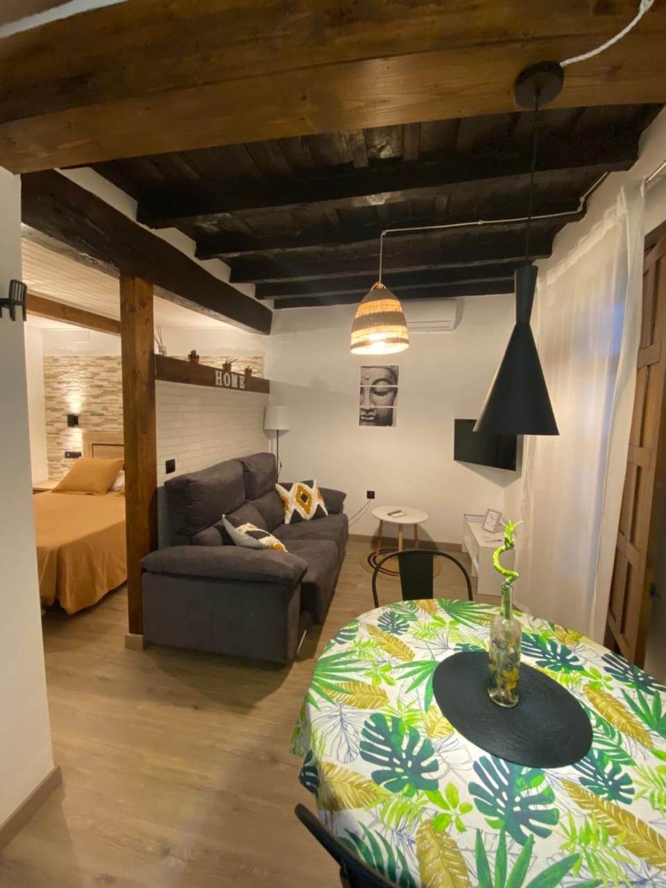 Communal lounge/ TV room, Living room