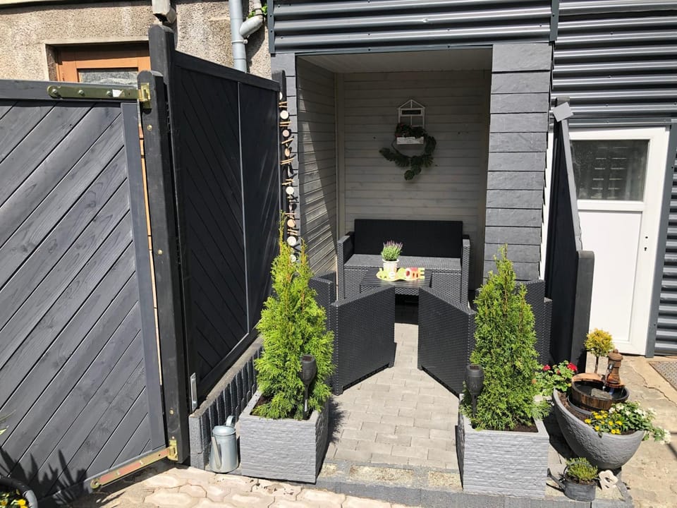 Garden, Balcony/Terrace, Seating area, Garden view, Inner courtyard view