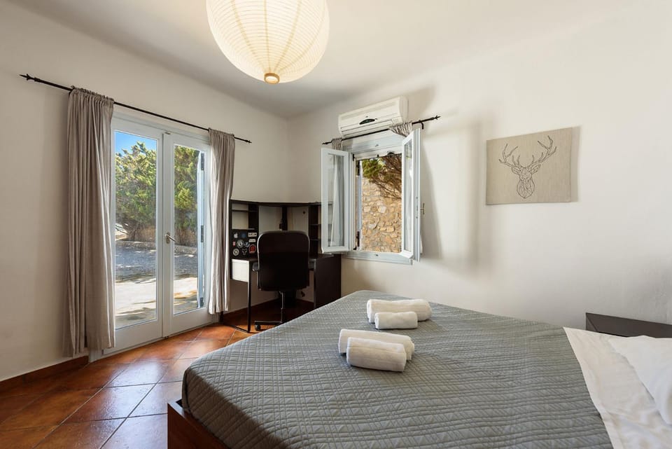 Divers Cycladic House Paros House in Paros, Greece