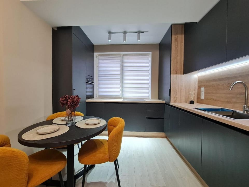 pet friendly, stove, kitchen, kitchen