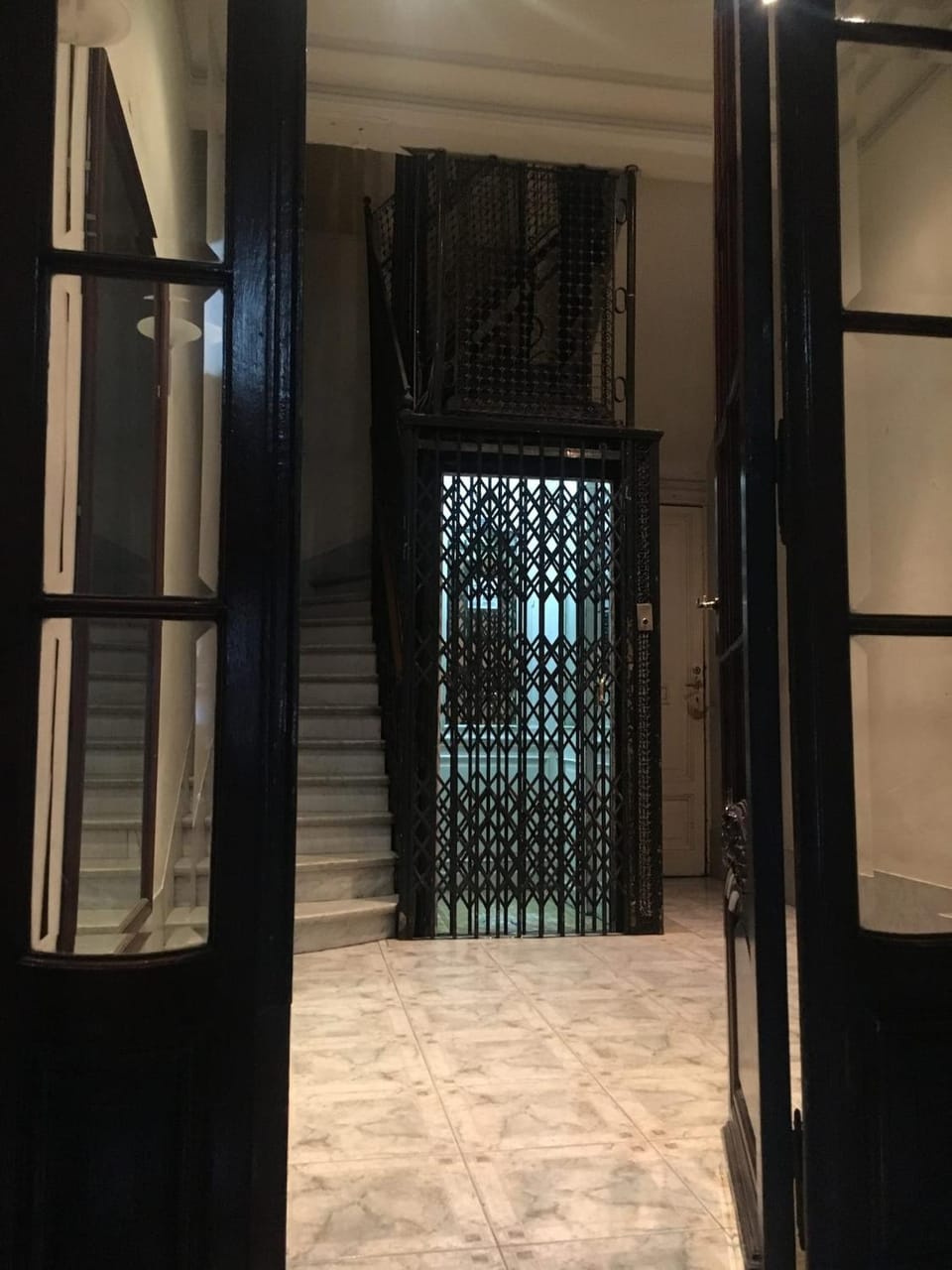 Facade/entrance