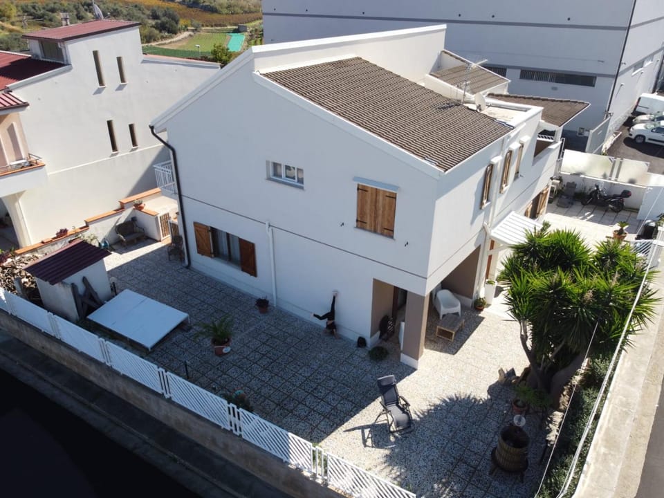 Property building, Bird's eye view