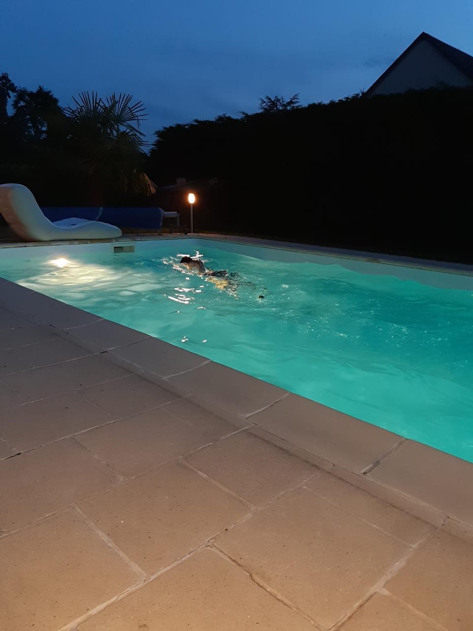 Swimming pool