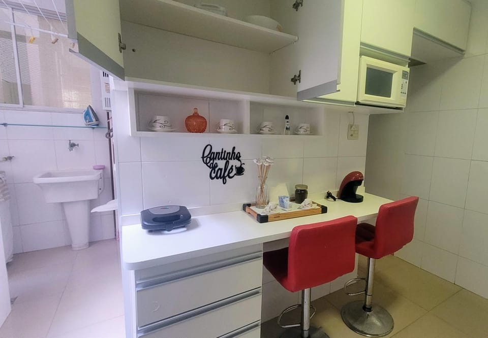 Apê Tijucano Arejado e Silencioso - 5 min do metrô Apartment in Santa Teresa