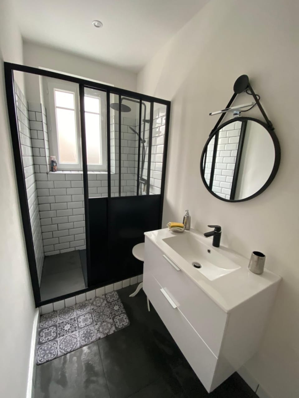 Proche du Stade Omnisports et à pied du Lac Apartment in Auvergne-Rhône-Alpes