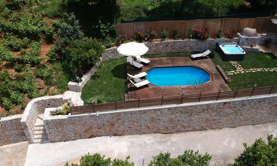 Ampelos Cretan Villa - Private Pool & Heated Ozone Jacuzzi Villa in Crete