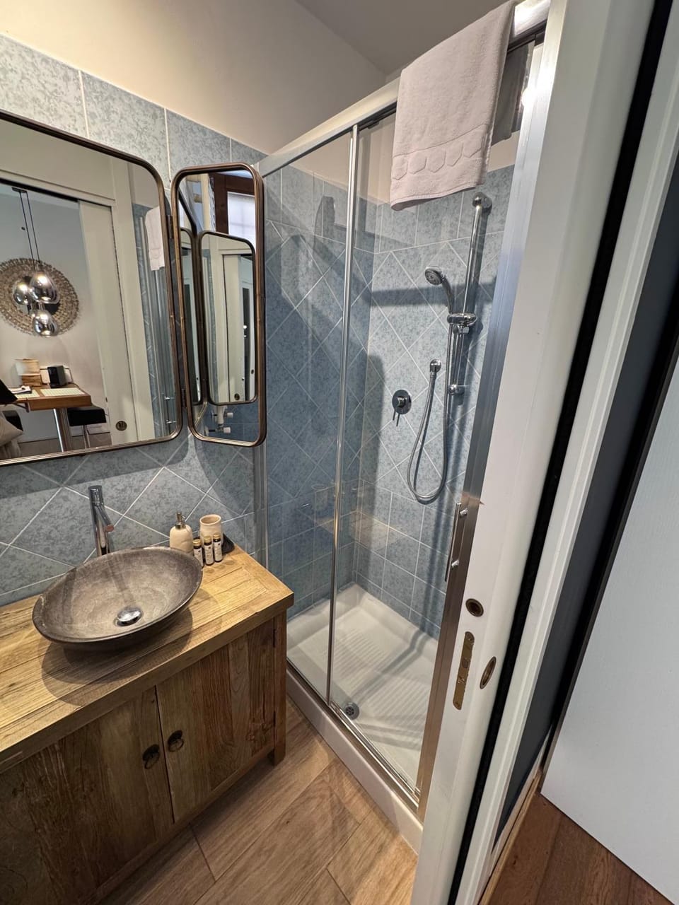 Shower, Bathroom