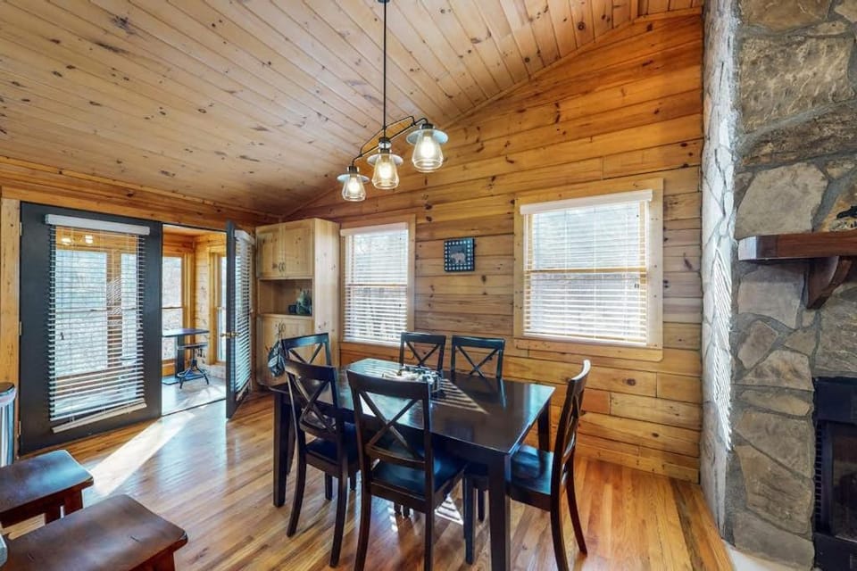Misty Mountain Retreat House in Georgia