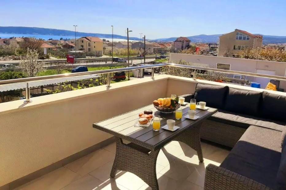 Villa Axioma 4-Star Luxury Villa, 2 apartments, Sea View , close to beach, sea view terrace Apartment in Šibenik-Knin County, Croatia