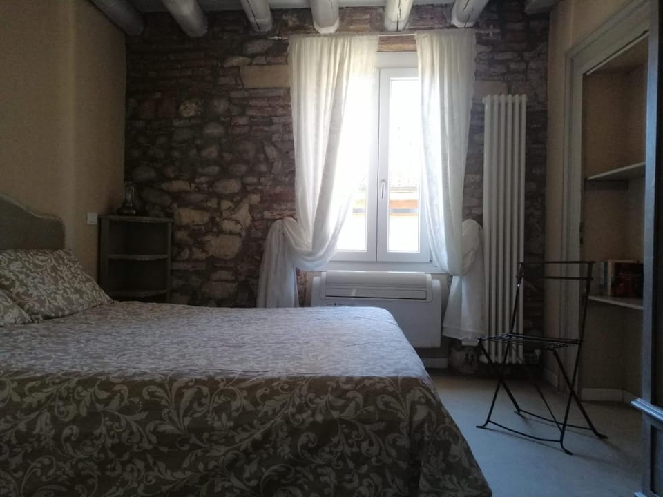 Saxa Apartment Apartment in Verona