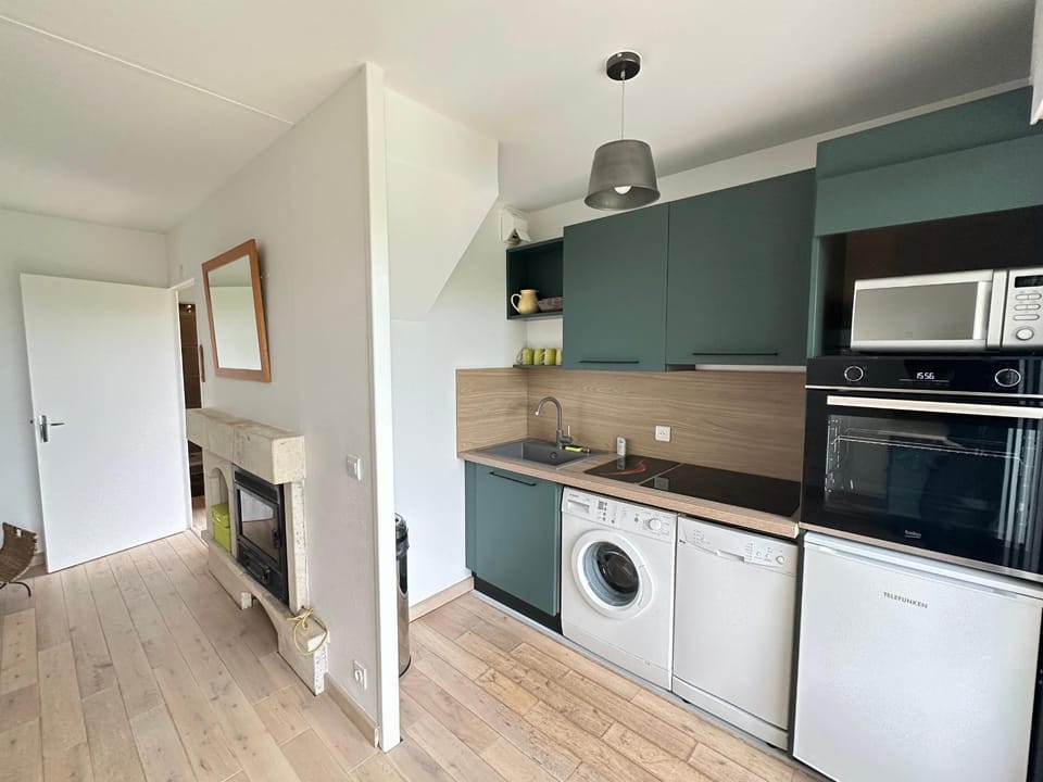 Appartement T2 avec Jardin, Proche Centre et Plage de Cabourg, Parking Inclus - FR-1-487-295 Apartment in Cabourg