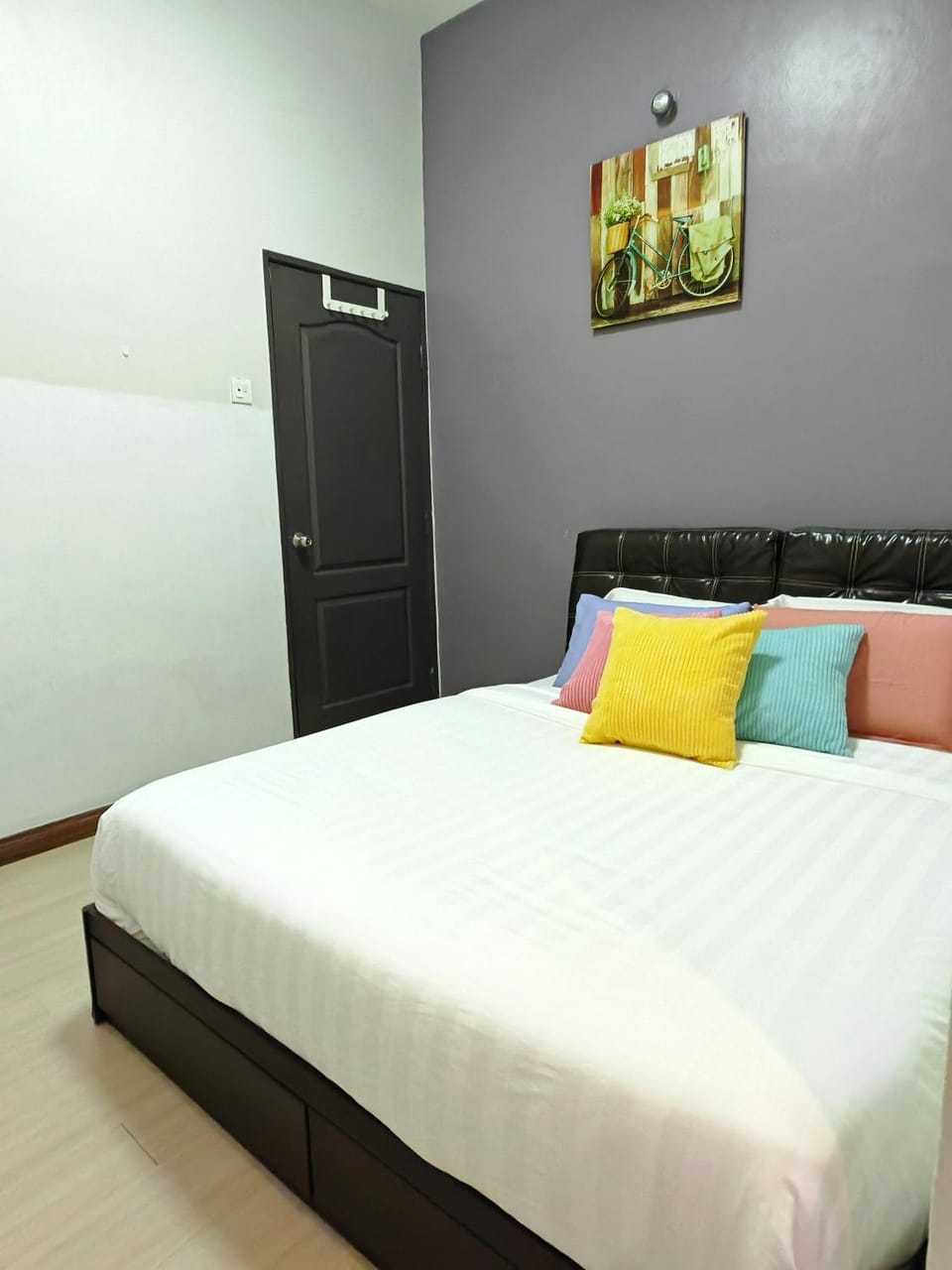 W13 atGoldenHills NightMarket WiFi 4R House in Brinchang