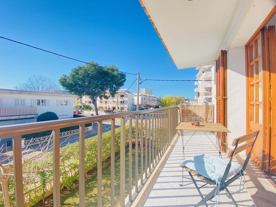 Big Sunny Apartment near the Alcudia Beach! Apartment in Raiguer