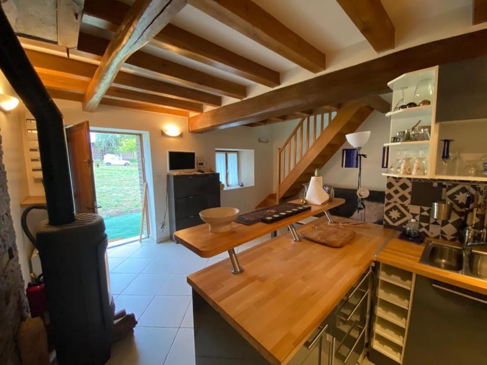 Gite de charme au coeur de la forêt House in Pays de la Loire
