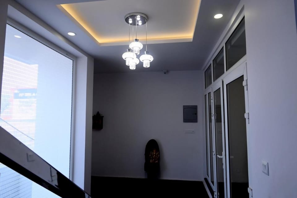 Veenas Vista Hotel in Lucknow