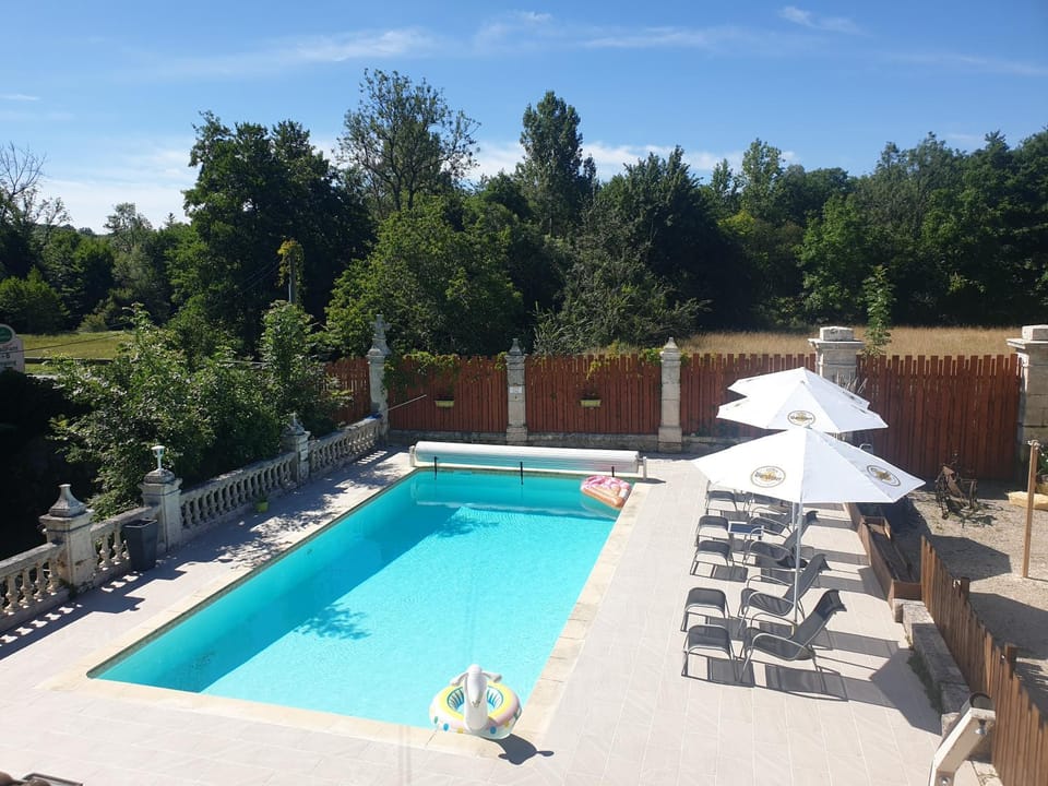 Gites la Charrue Apartment in Nouvelle-Aquitaine