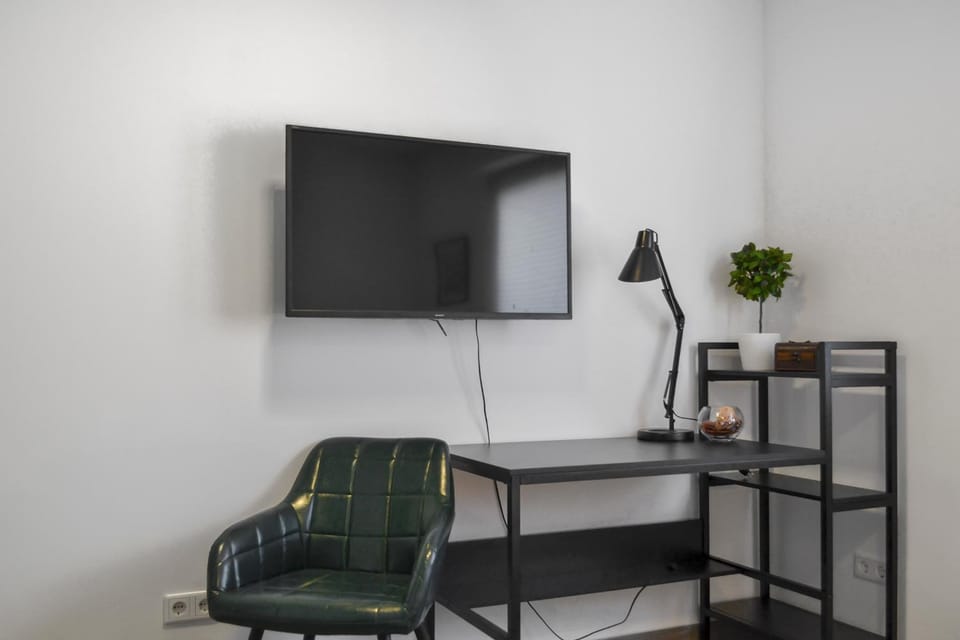 Apartment mit Terrasse, privater Eingang und Parkplatz Apartment in Wuppertal