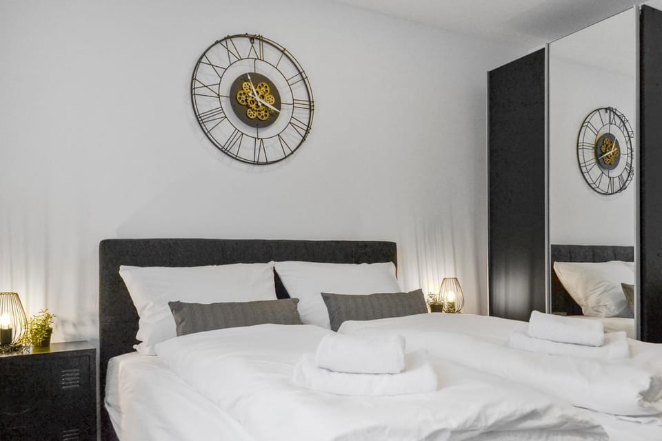 Apartment mit Terrasse, privater Eingang und Parkplatz Apartment in Wuppertal