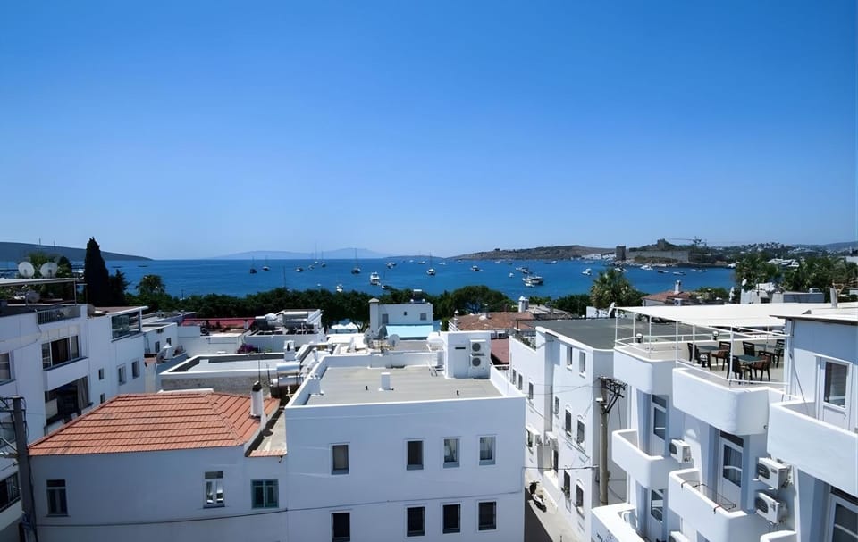 Day, Natural landscape, City view, Sea view