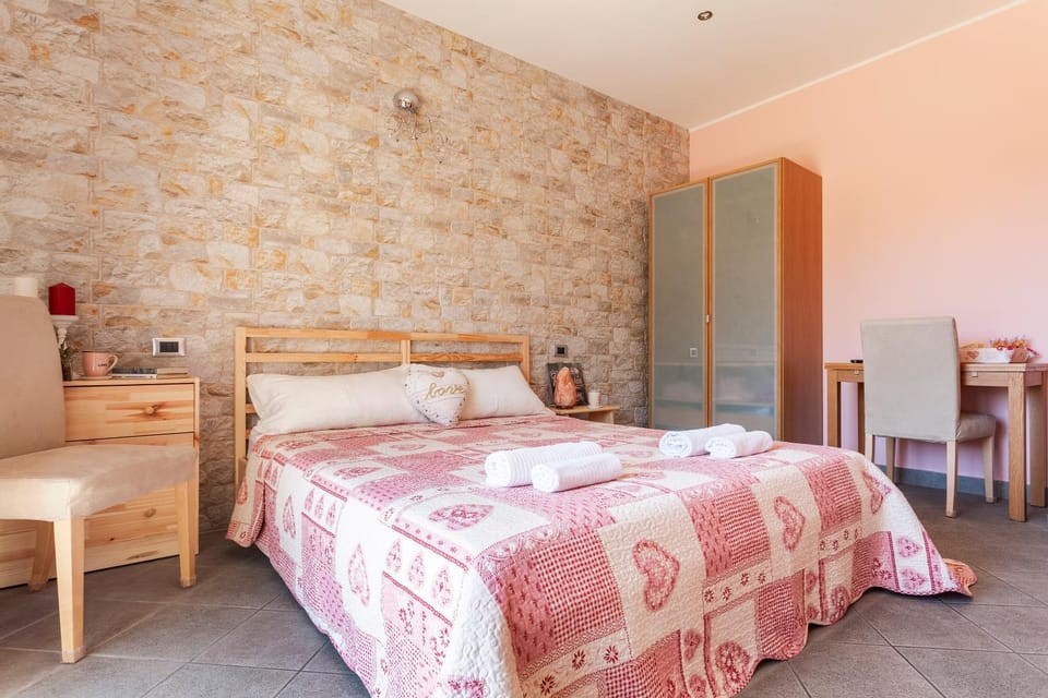 Bed, Bedroom, wardrobe