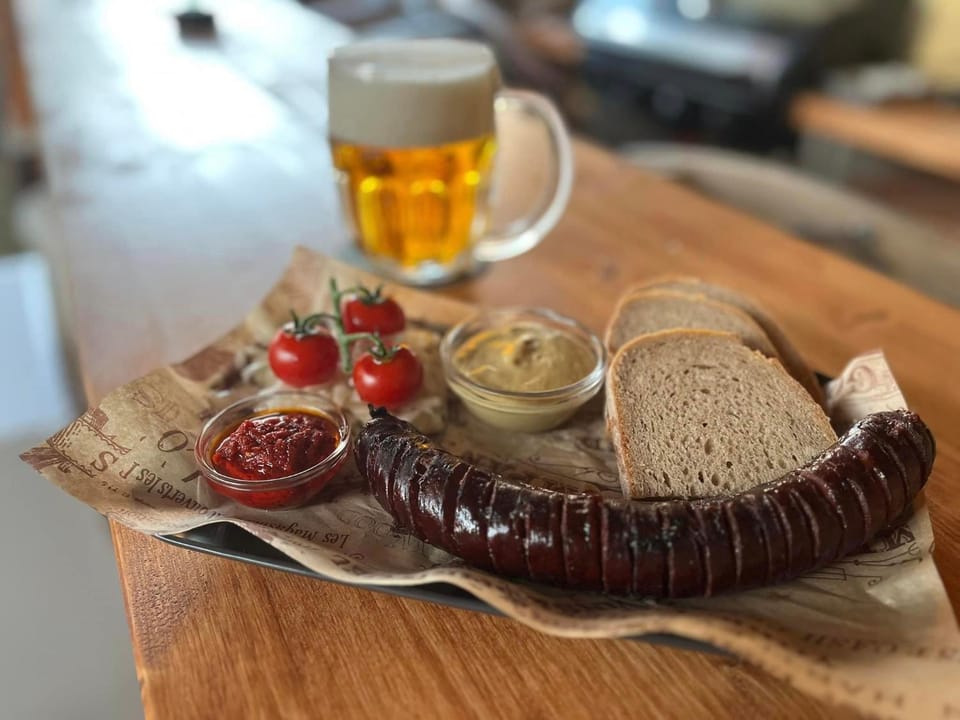 Restaurant/places to eat