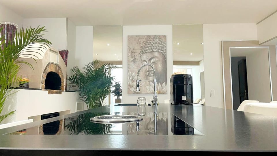 Appartement en bord de lac avec jaccuzi Apartment in Haute-Savoie