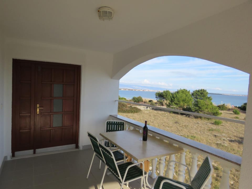 Apartman Vir Gogo br 5 Apartment in Zadar County