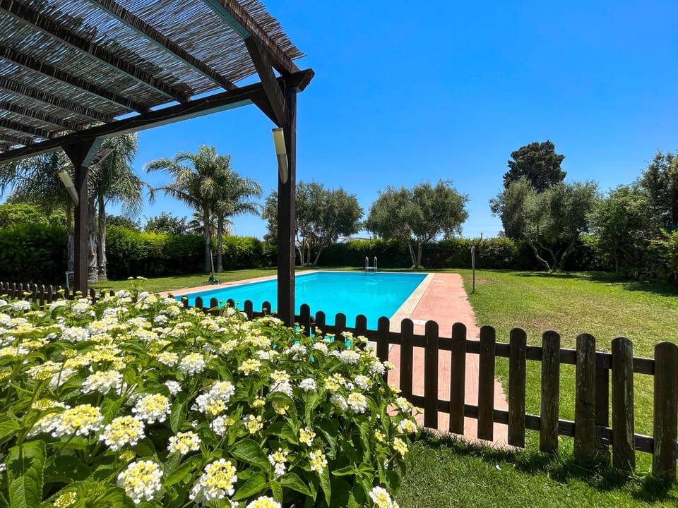 Garden, Swimming pool