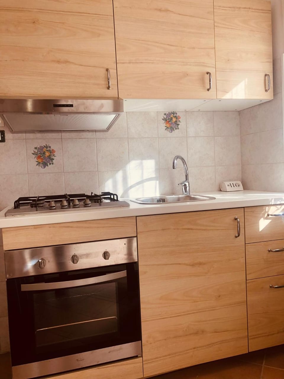 Kitchen or kitchenette, Communal kitchen