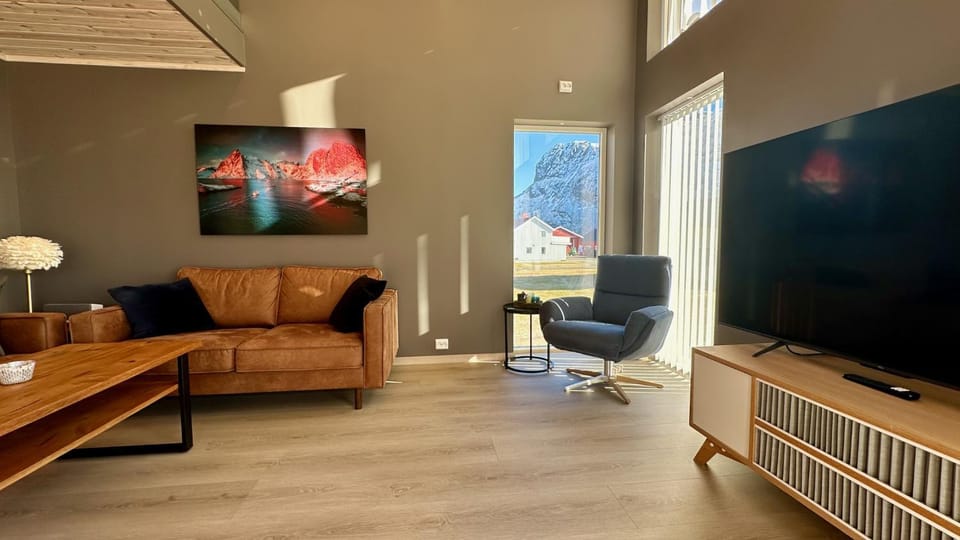TV and multimedia, Living room, Seating area