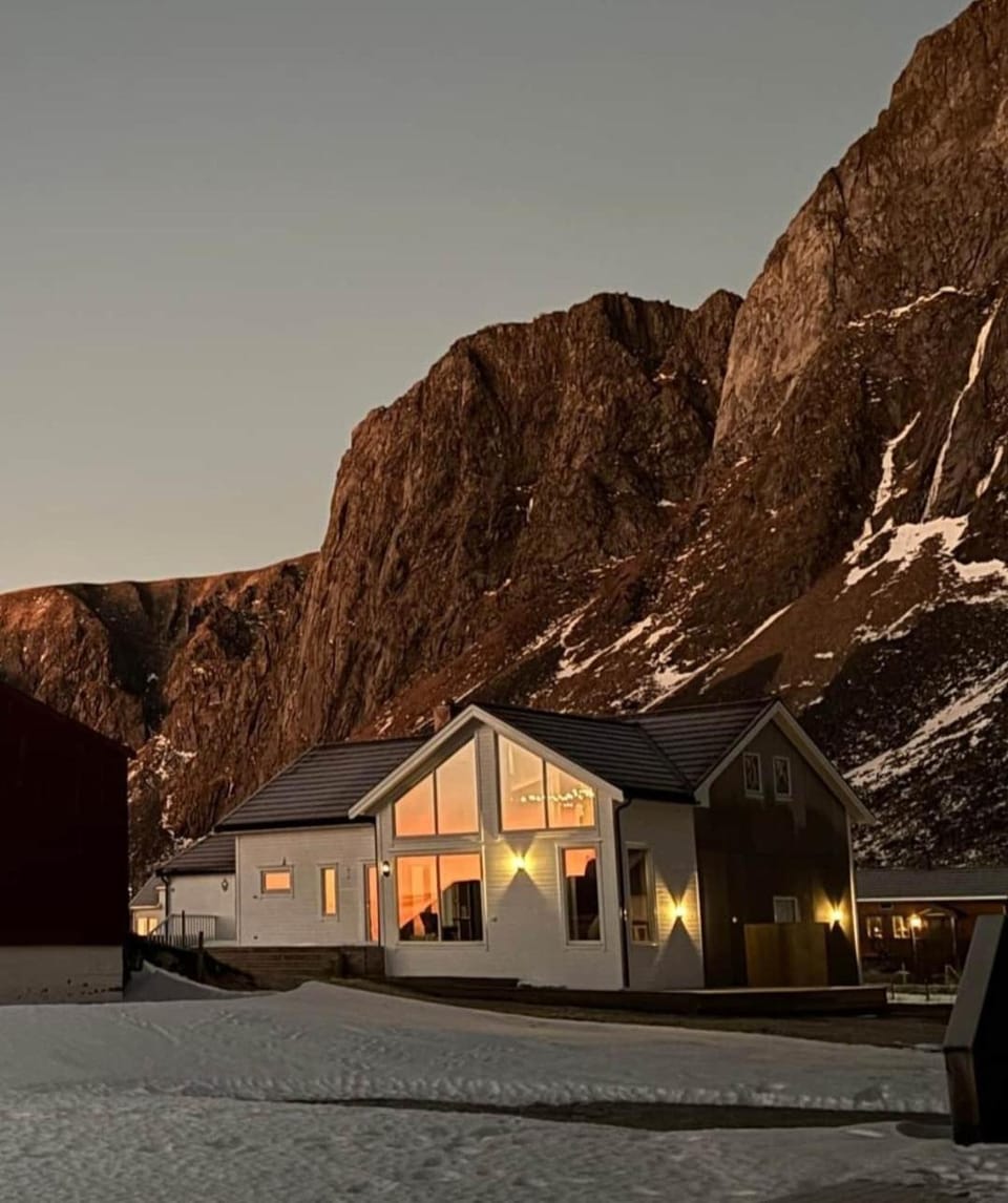 Property building, Mountain view