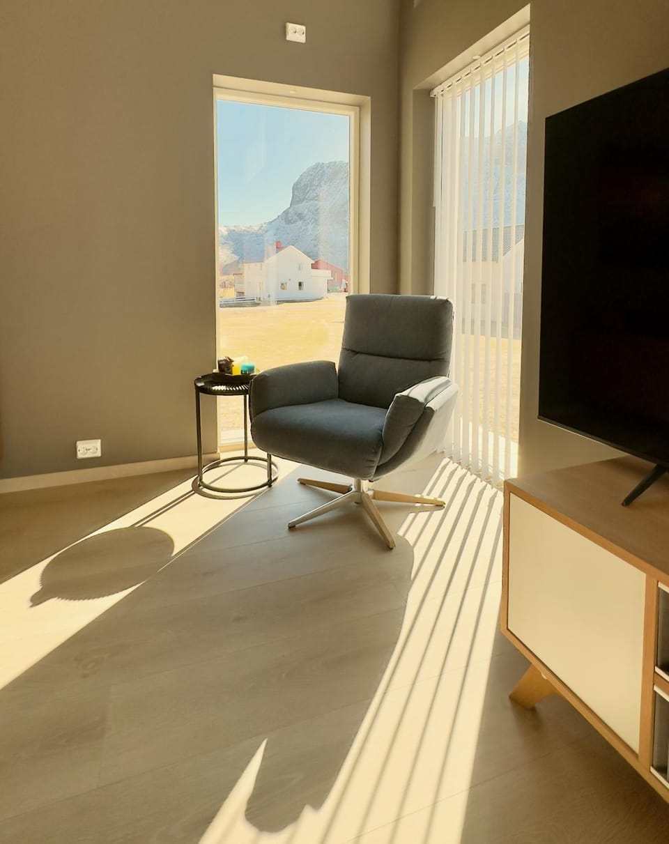 Seating area, Mountain view