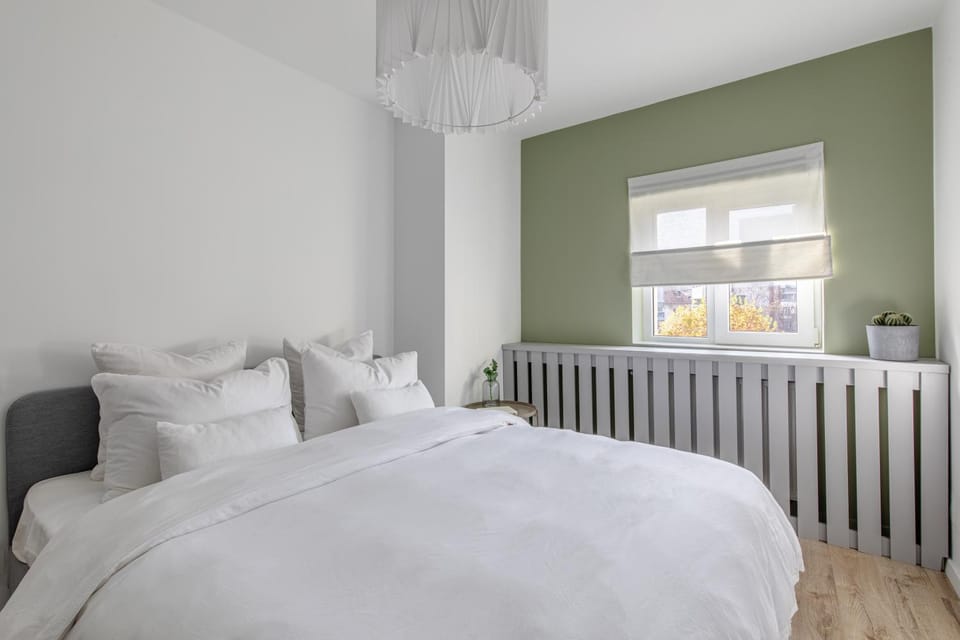 Bed, Photo of the whole room, Bedroom, internet