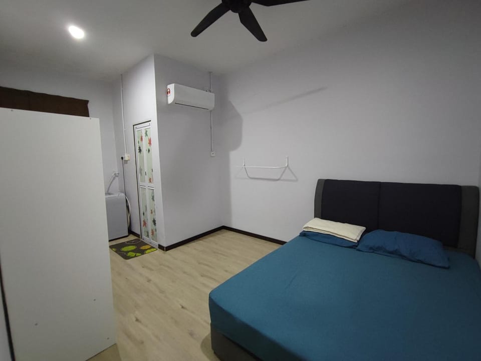 Homestay De' Humaira - USM Nibong Tebal House in Penang