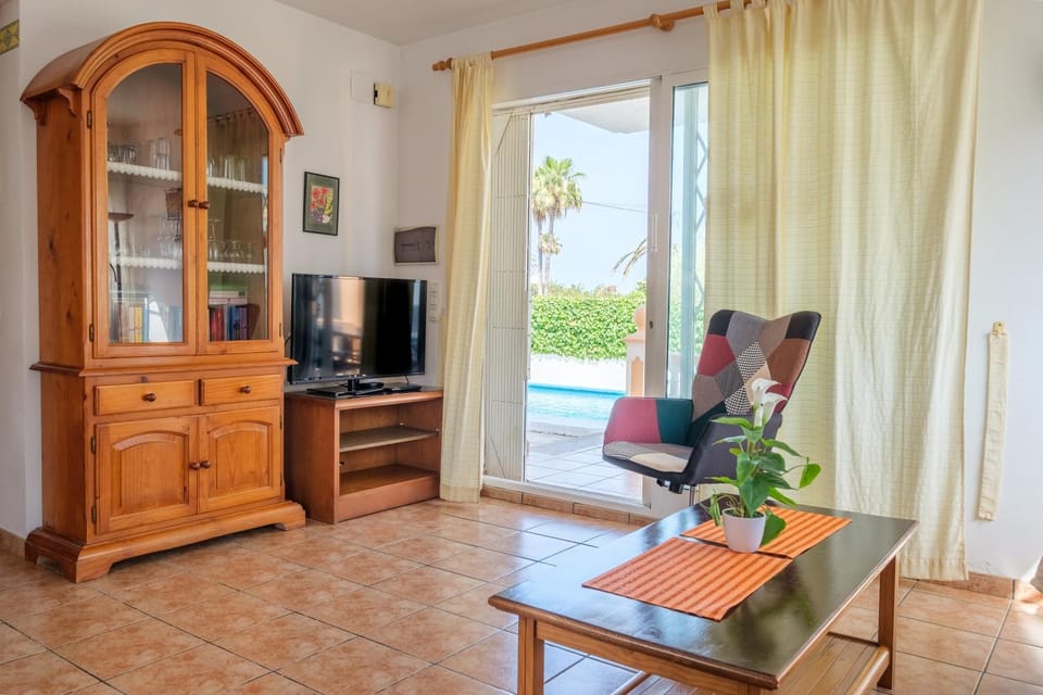 Property building, Living room