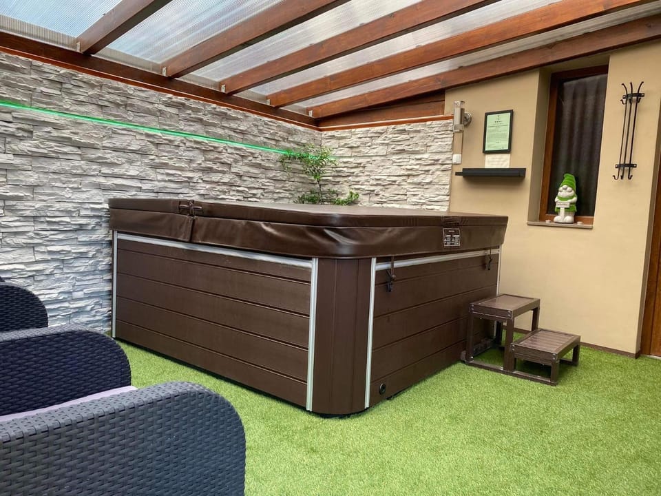 Hot Tub, Balcony/Terrace, Balcony/Terrace