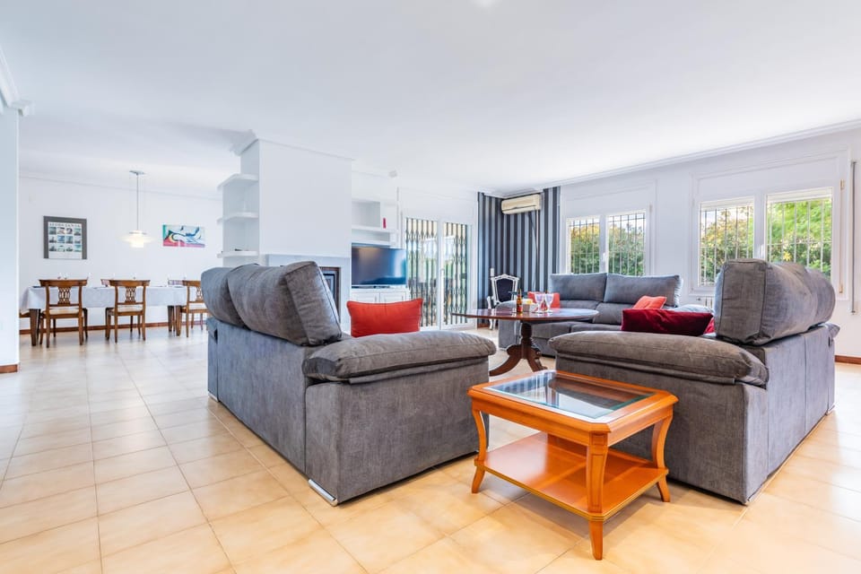 Property building, Living room