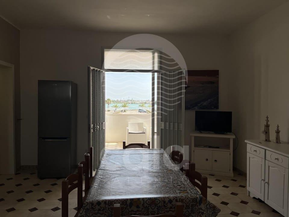 TV and multimedia, View (from property/room), Dining area