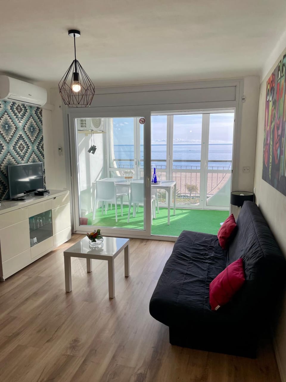 TV and multimedia, View (from property/room), Balcony/Terrace, Seating area, Dining area